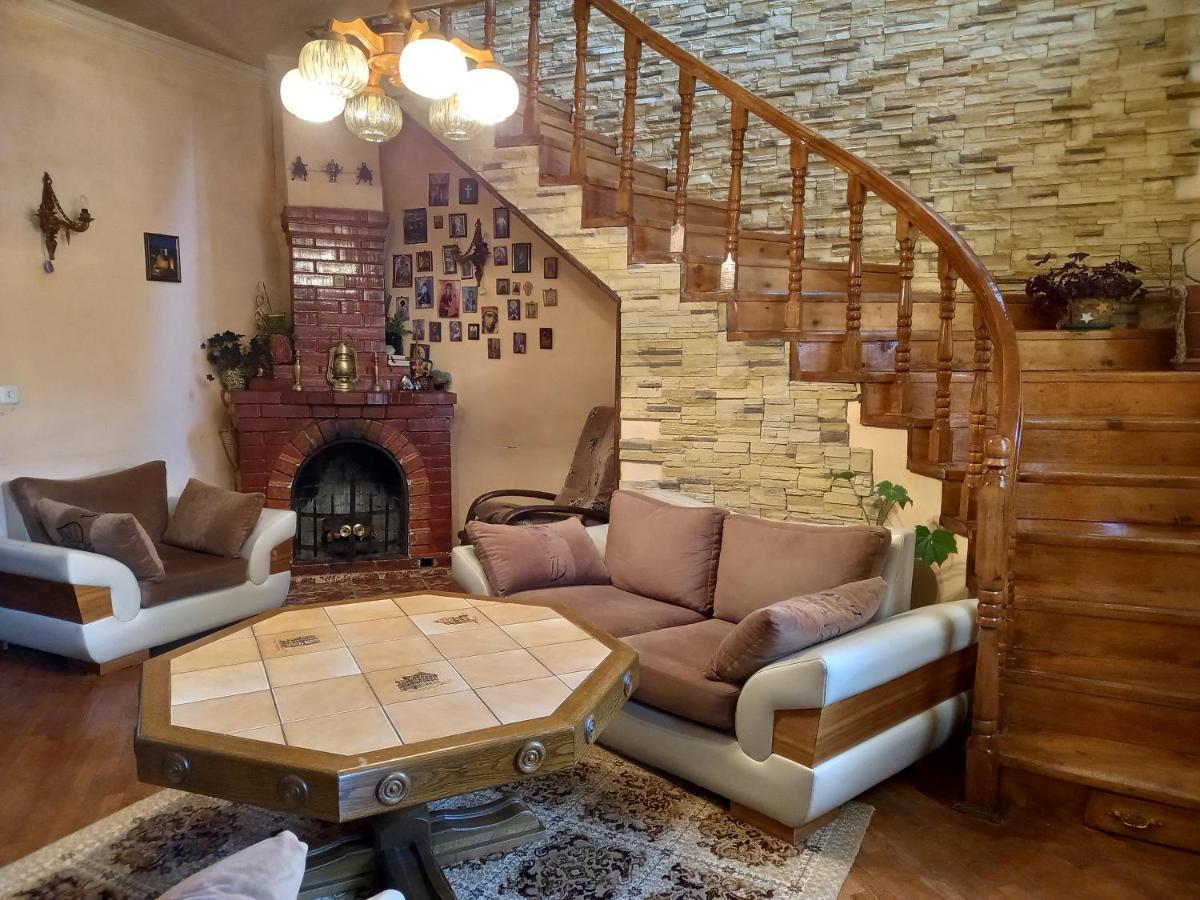 شقة Old House أخالتسيخه المظهر الخارجي الصورة